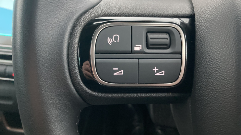 Citroen C3 Aircross 1.2 PureTech 110 Shine 5dr Petrol Hatchback